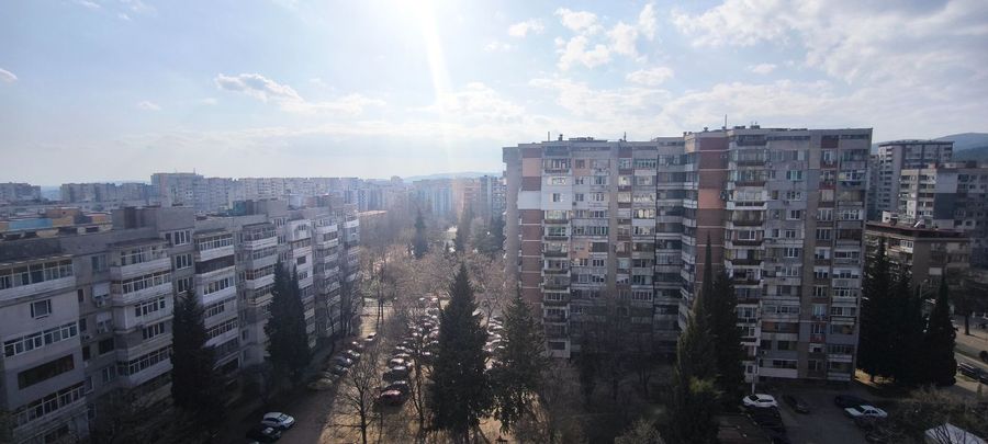 Снимка 348161135