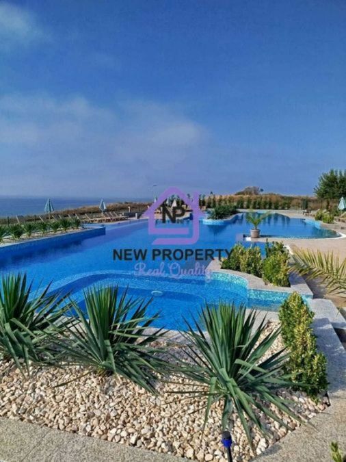 Снимка 348495563