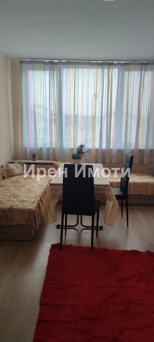 Снимка 348568919