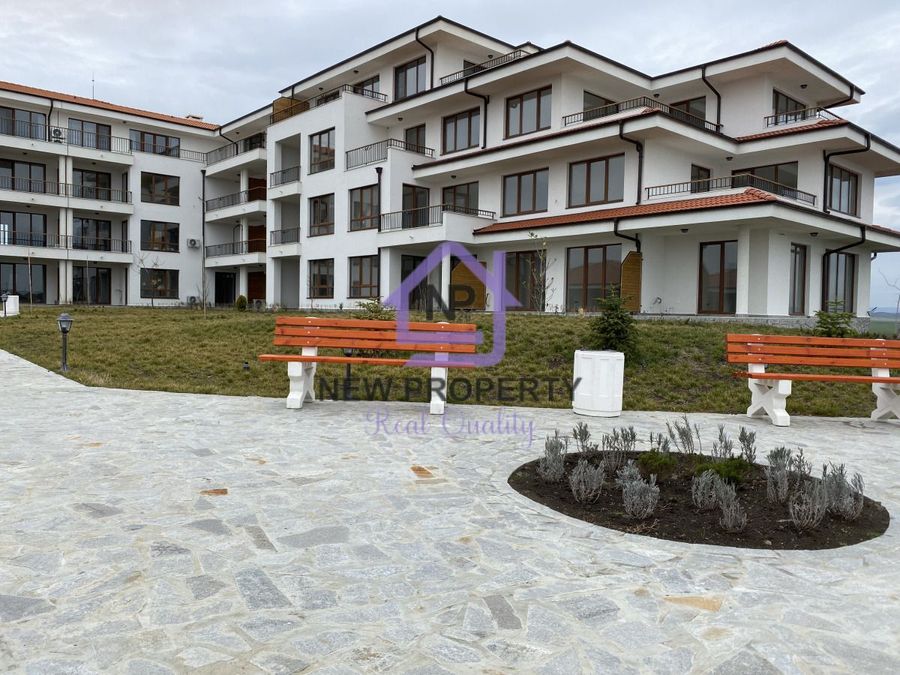 Снимка 348603017