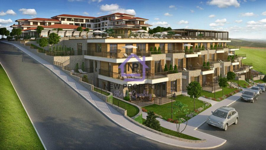 Снимка 348603032