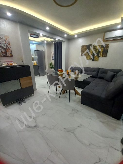 Снимка 348652991