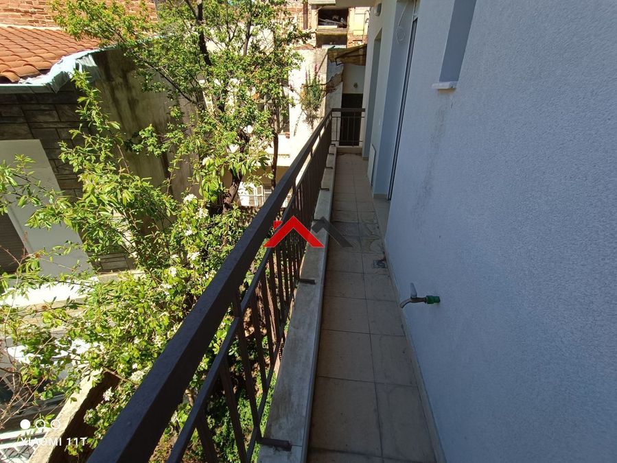 Photo 349268915