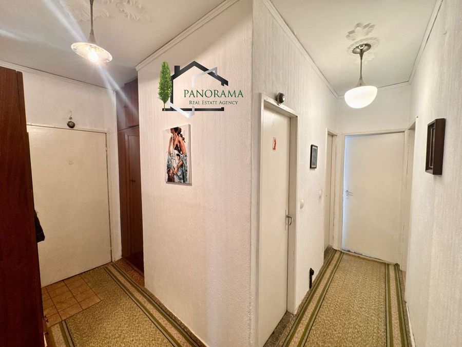 Снимка 349850096