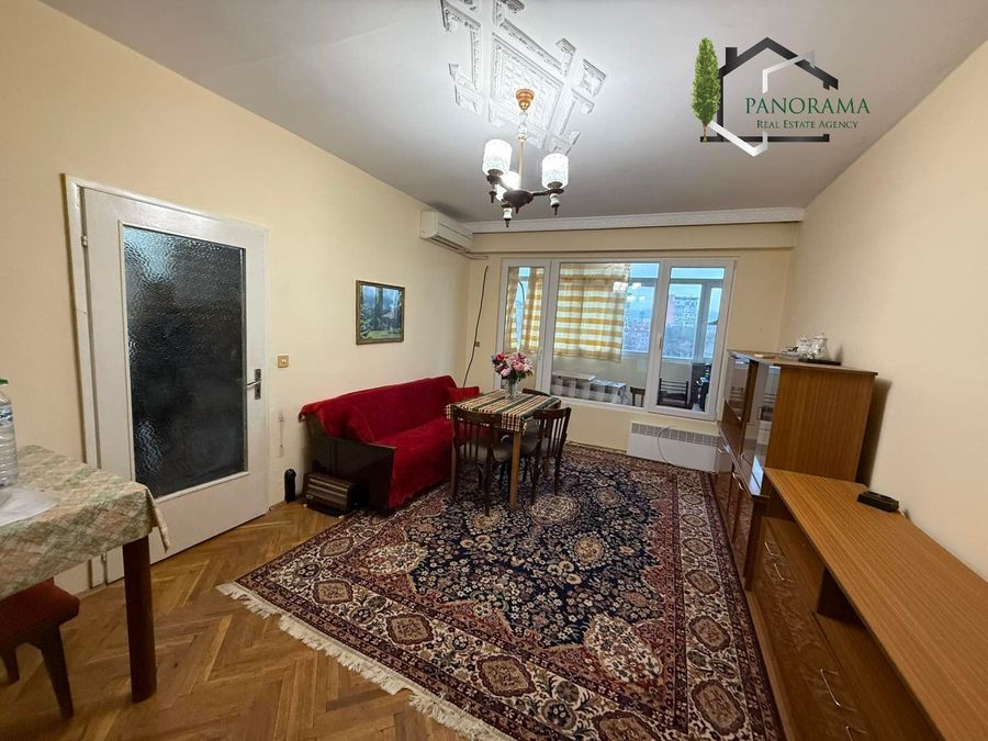 Снимка 349850114