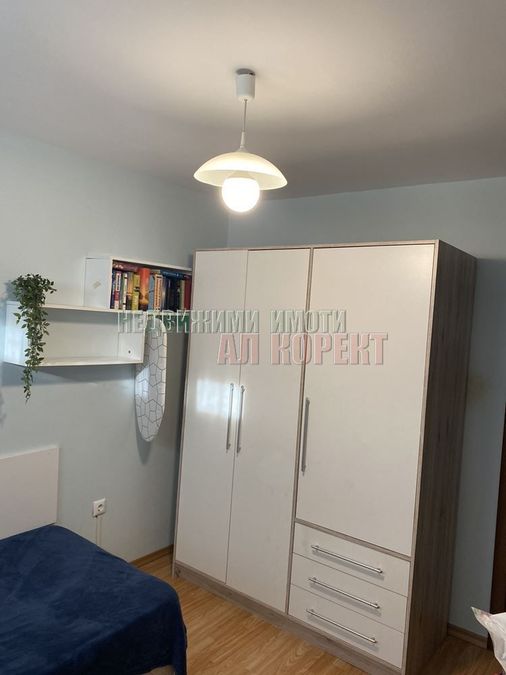 Снимка 351185882