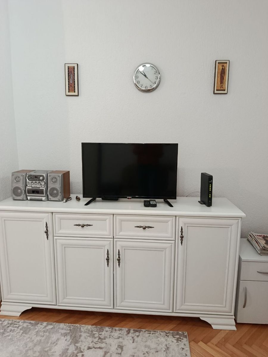 Luxurious 3-Bedroom Apartment for Sale in Bar, Montenegro 4