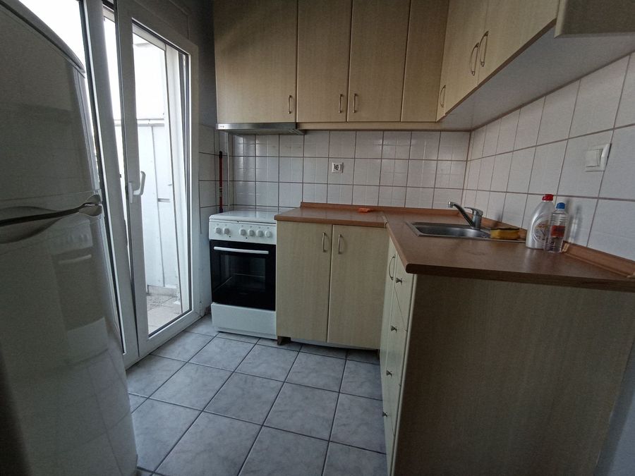 Photo 351246194
