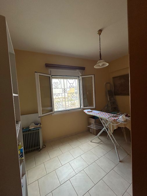 Photo 351496286