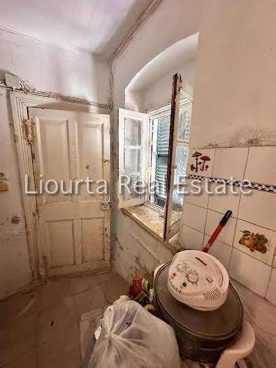 Fotografie 351596570