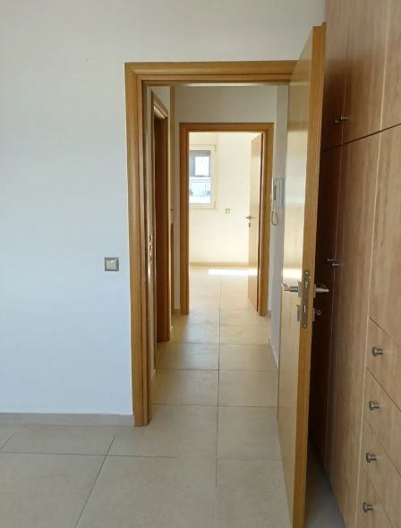 Photo 351764039