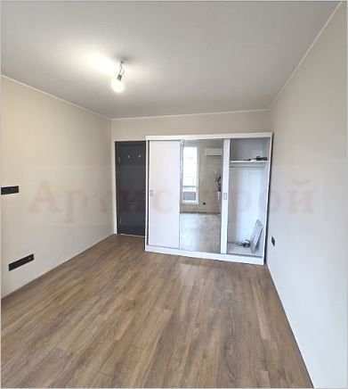 Снимка 351841526