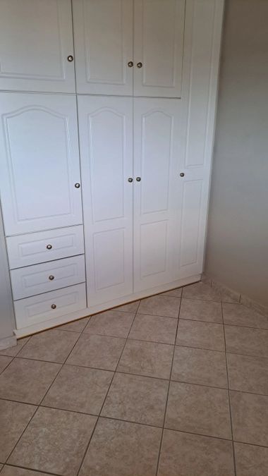 Photo 351986051