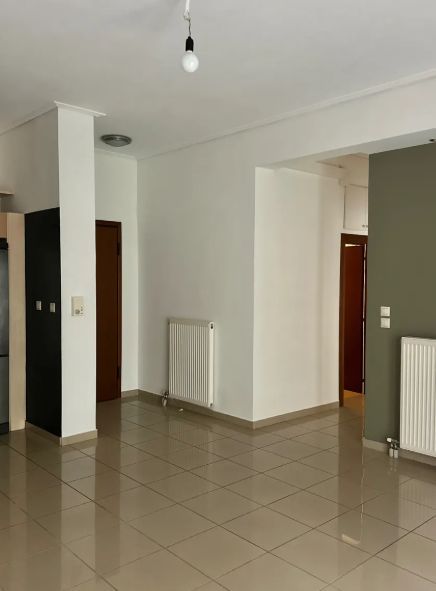Photo 352174778