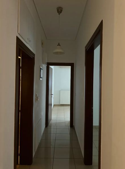 Photo 352174787