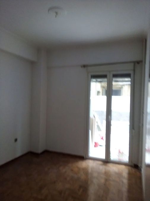Photo 352288097