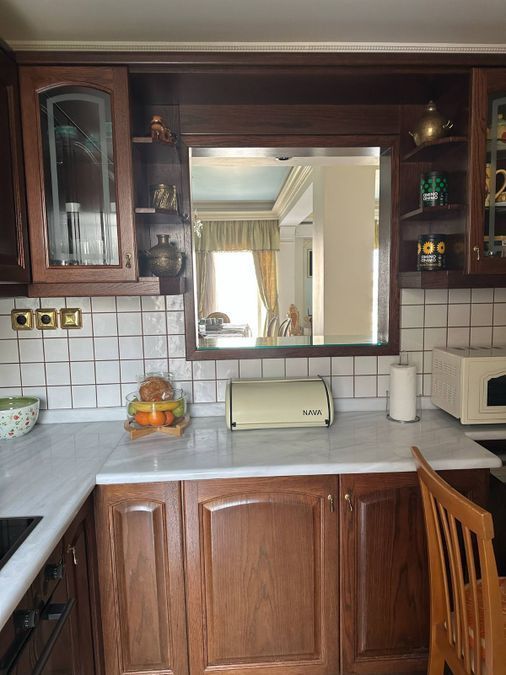 Photo 352319807