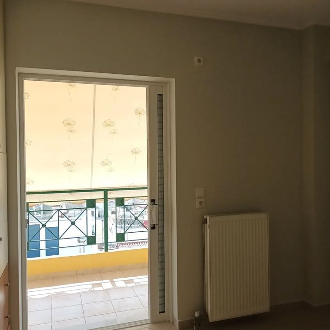 Photo 352561190