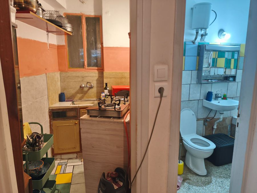 Photo 352730228