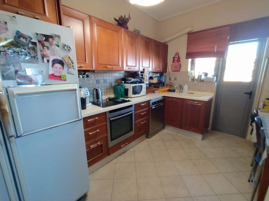Photo 352801520