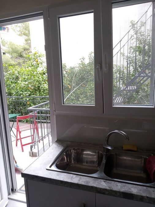 Photo 352827845