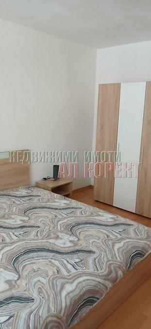 Снимка 352870490