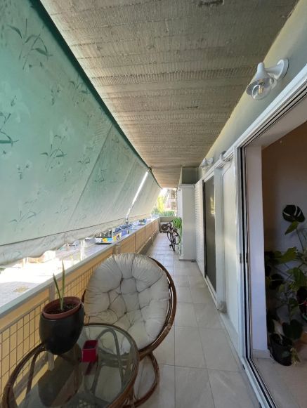 Photo 353098649