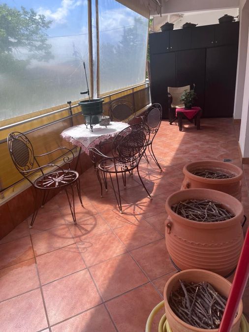 Photo 353172965
