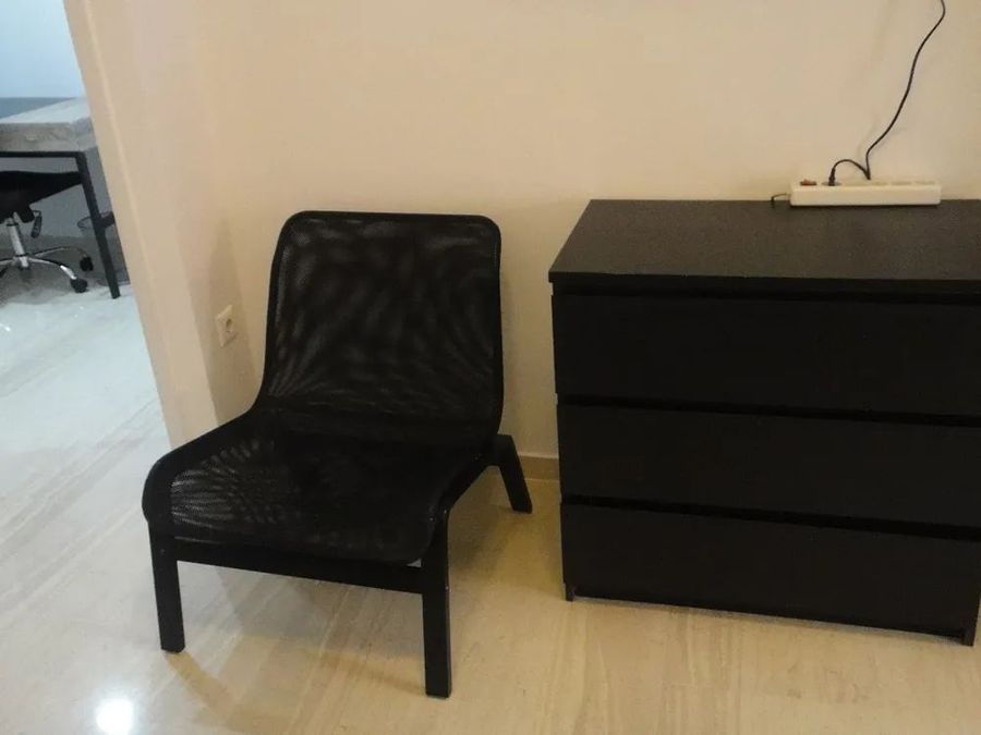 Photo 353434388