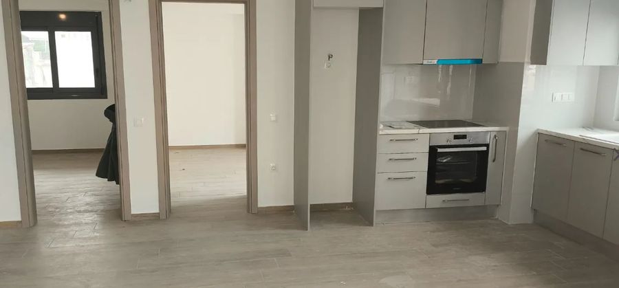 Photo 353590676