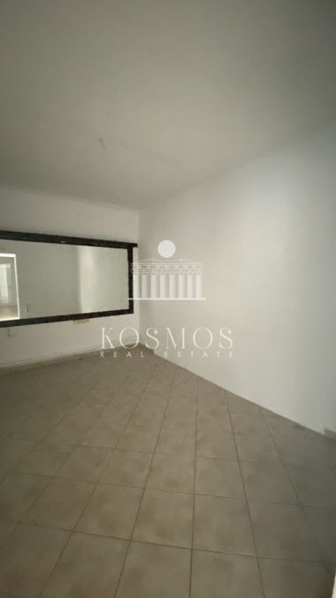 Photo 353726021
