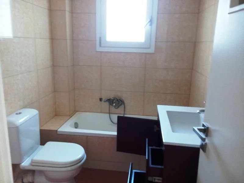 Photo 353799398