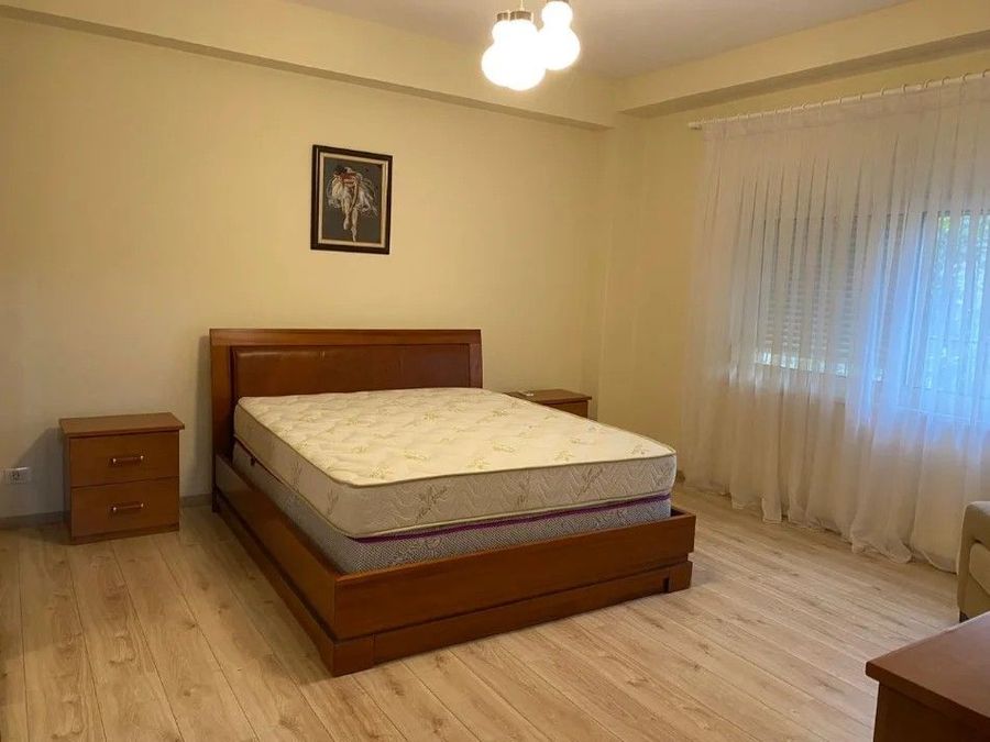 Foto 353813747