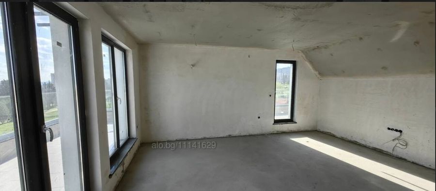 Снимка 353885042