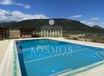 Photo 353901947
