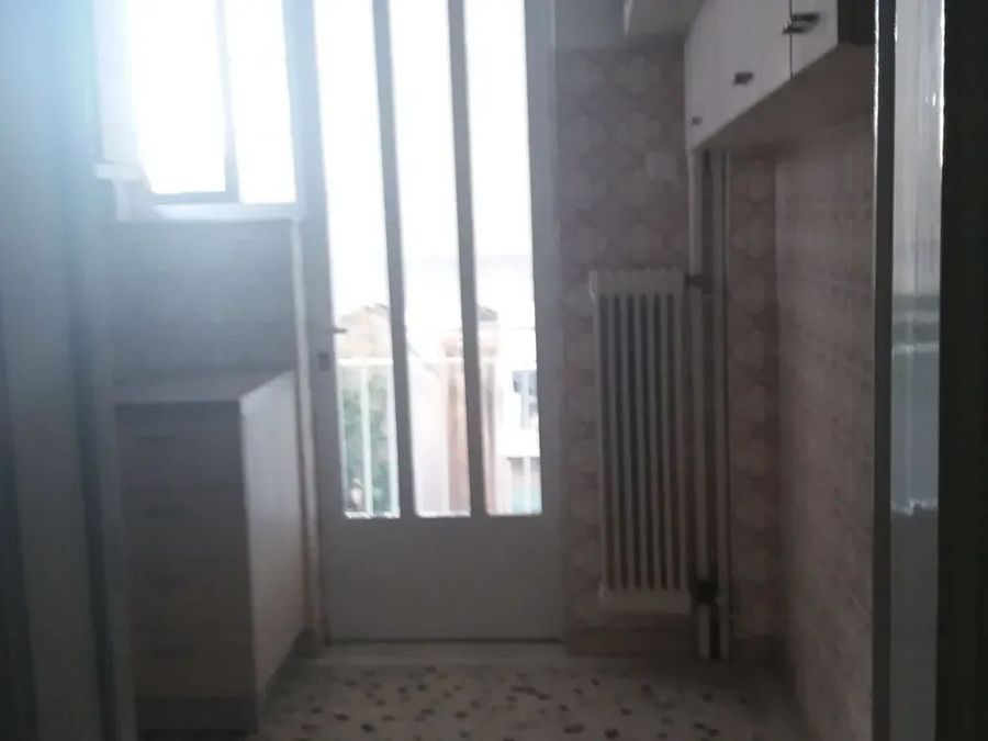 Photo 353936858