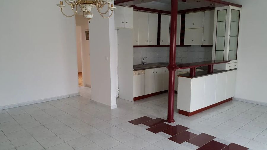 Photo 354178241