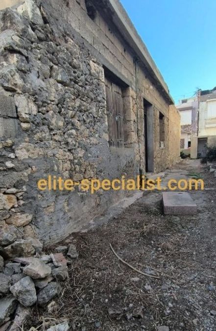 Photo 354210932