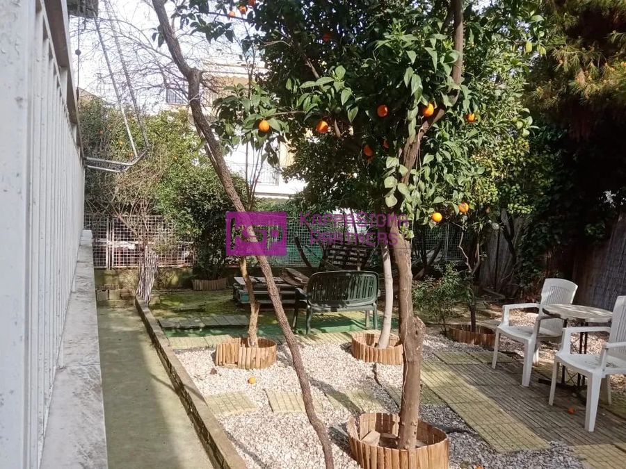 Photo 354304835