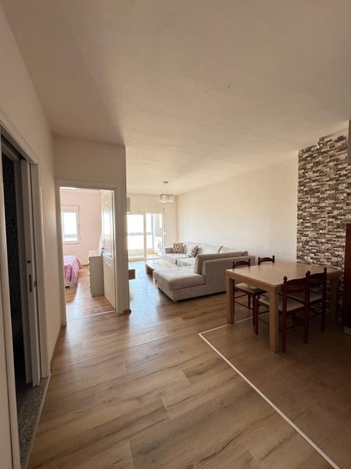 Photo 354669992