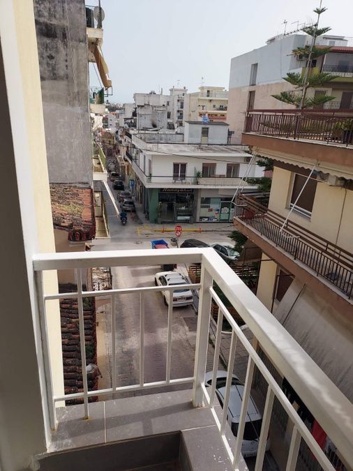 Photo 354994781