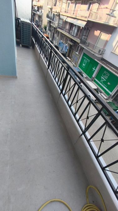Photo 355126880