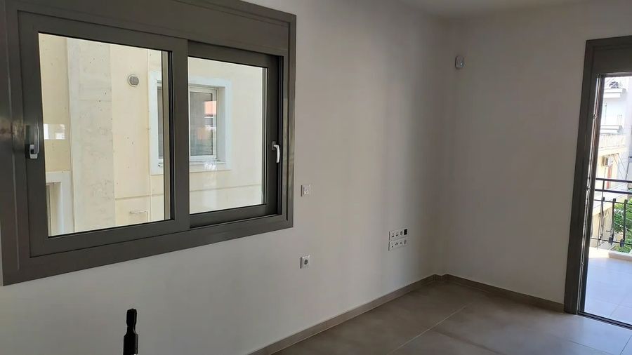 Photo 355263332