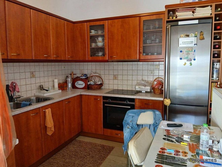 Photo 355550654