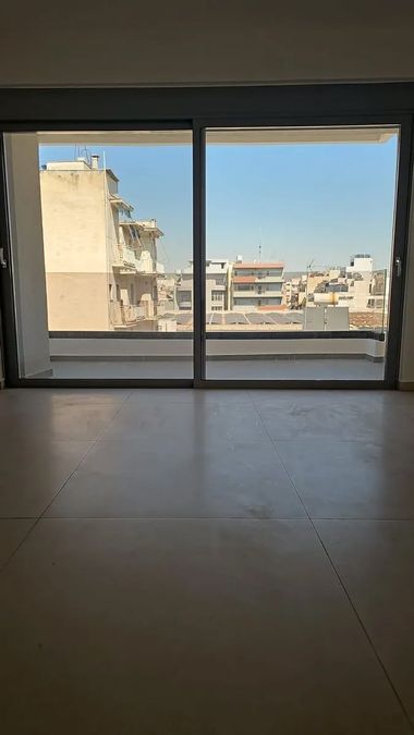 Photo 355764635