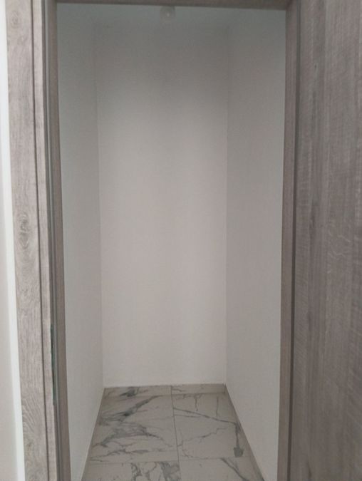 Photo 357163715