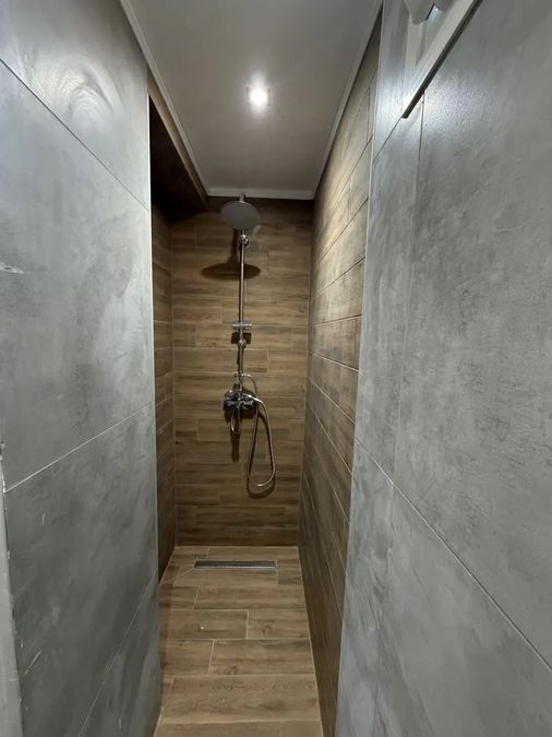 Photo 357275579