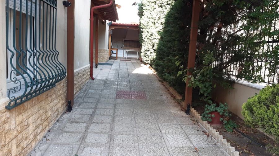 Photo 357667832