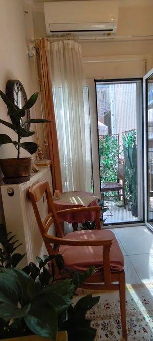 Photo 357803264