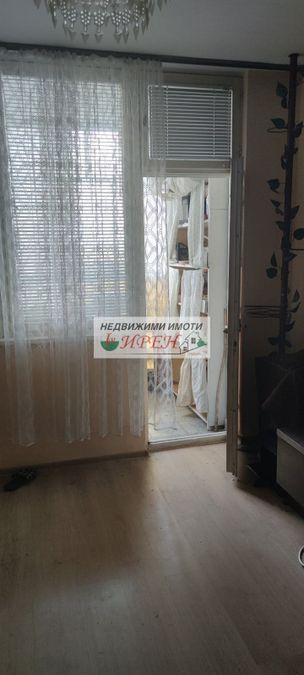 Снимка 357806000